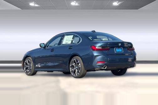 2026 BMW 330 i