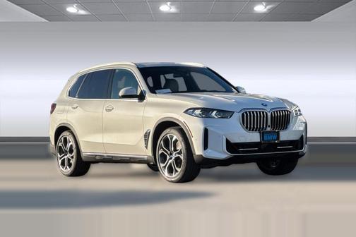 Mineral White Metallic 2026 BMW X5 PHEV xDrive50e