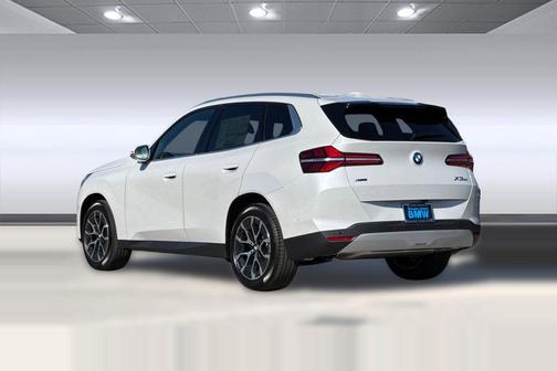 Mineral White Metallic 2026 BMW X3 30 xDrive