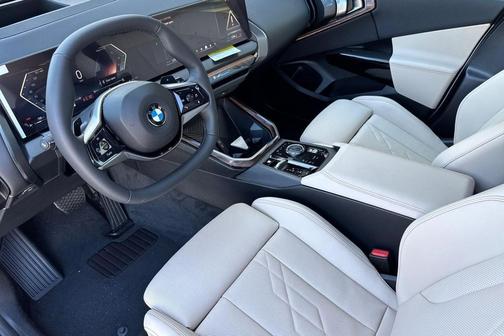 Mineral White Metallic 2026 BMW X3 30 xDrive