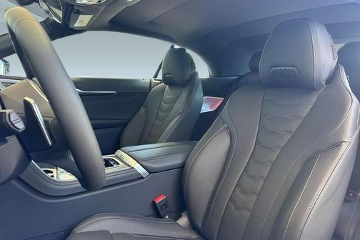 Mineral White Metallic 2026 BMW 840 i