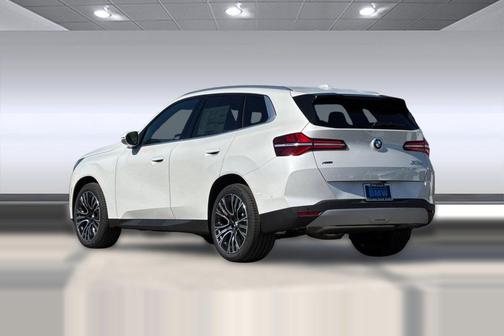 Mineral White Metallic 2026 BMW X3 30 xDrive