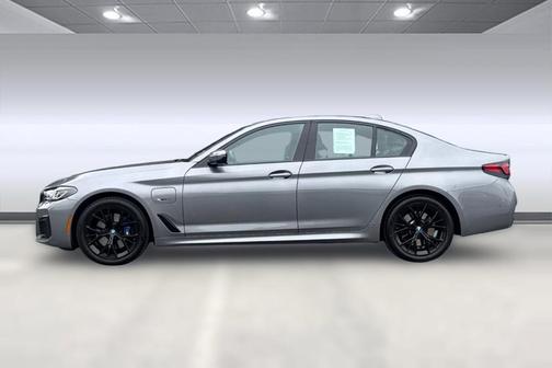 Skyscraper Gray Metallic 2023 BMW 530e Base