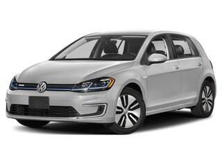 White 2018 Volkswagen e-Golf SE