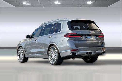 2026 BMW X7 xDrive40i