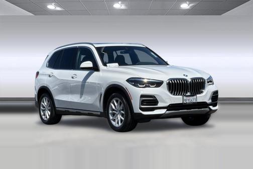 Alpine White 2023 BMW X5 xDrive40i