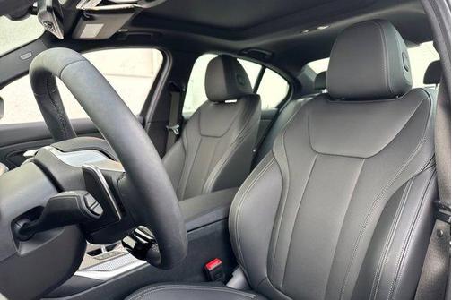 2025 BMW 330 i xDrive
