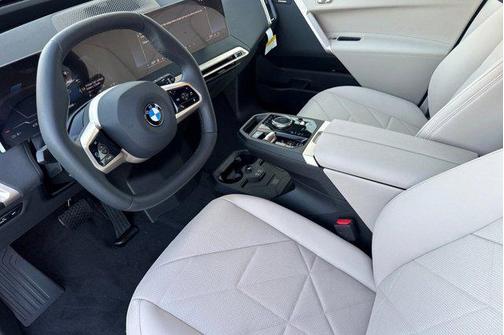 2026 BMW iX xDrive45