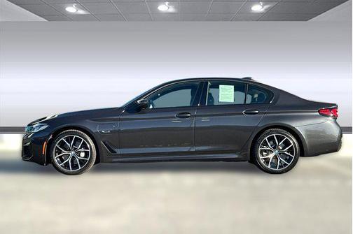 2022 BMW 530e Base