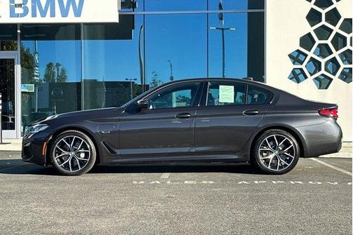 2022 BMW 530e Base