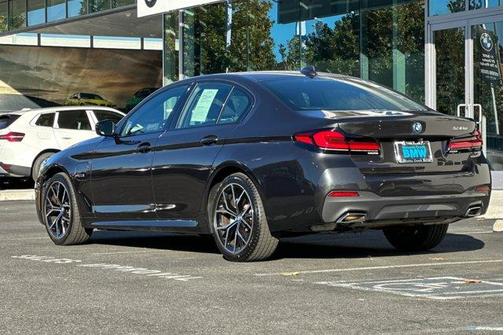 2022 BMW 530e Base
