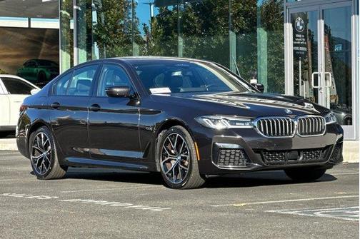 2022 BMW 530e Base