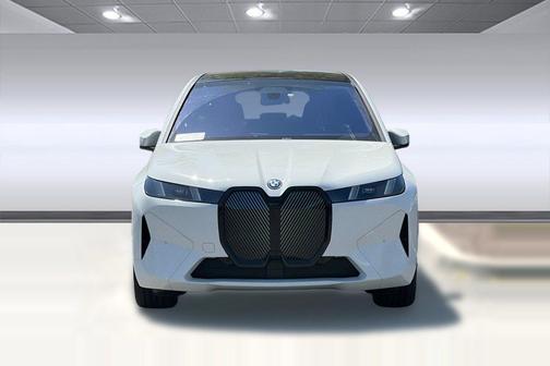 Alpine White 2026 BMW iX xDrive60