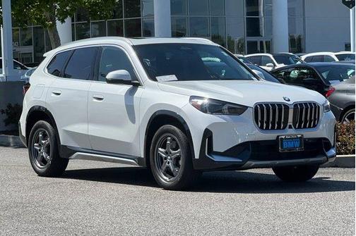 Mineral White Metallic 2025 BMW X1 xDrive28i