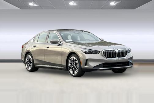 Oxide Grey Metallic 2026 BMW i5 eDrive40