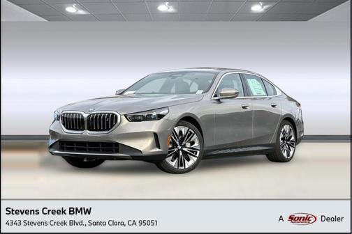 Oxide Grey Metallic 2026 BMW i5 eDrive40