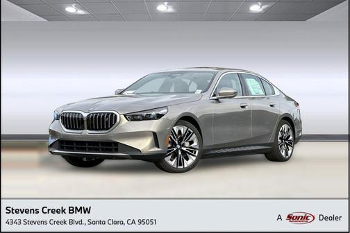 Oxide Grey Metallic 2026 BMW i5 eDrive40