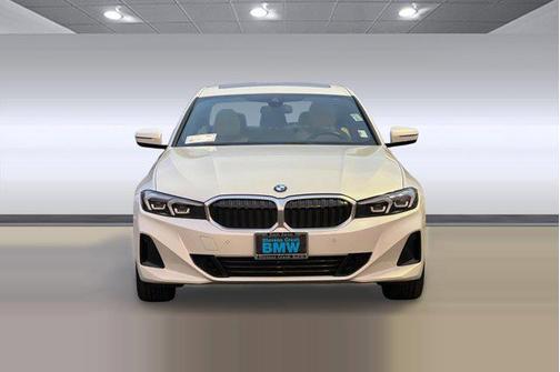 2023 BMW 330 330i Sedan