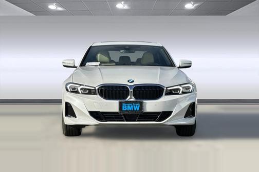 Mineral White Metallic 2026 BMW 330 xDrive NA