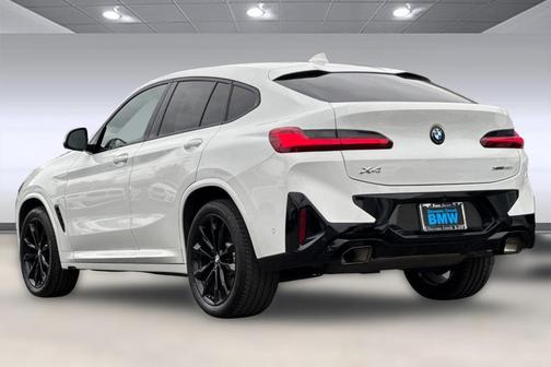 2024 BMW X4 xDrive30i