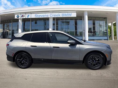2023 BMW iX xDrive50