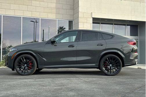 Dravit Grey Metallic 2026 BMW X6 xDrive40i