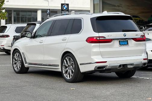2022 BMW X7 xDrive40i
