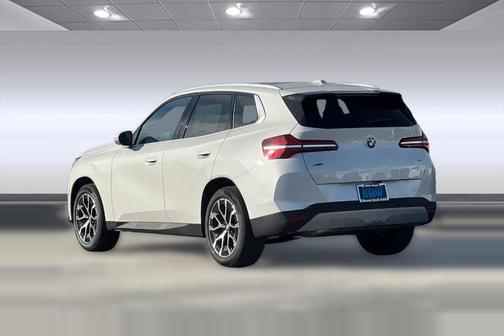 Mineral White Metallic 2026 BMW X3 30 xDrive