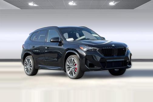 Black Sapphire Metallic 2026 BMW X1 M35i