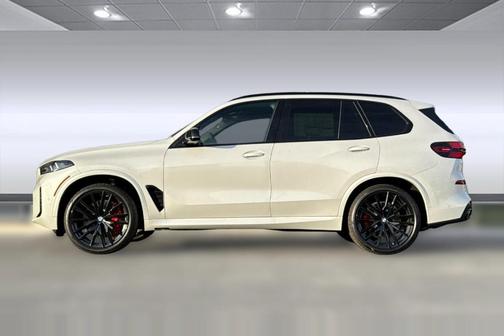 Mineral White Metallic 2026 BMW X5 M60i
