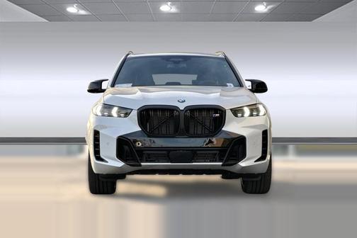 Mineral White Metallic 2026 BMW X5 M60i