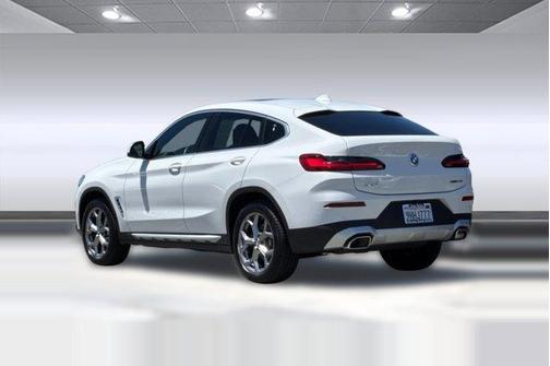 Alpine White 2023 BMW X4 xDrive30i