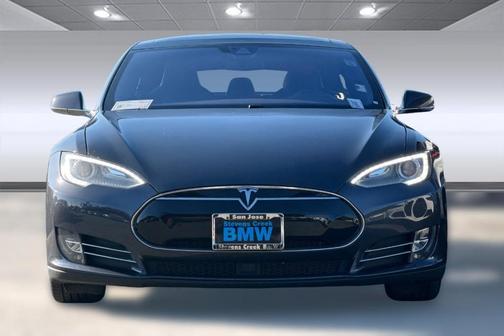 2015 Tesla Model S 85D