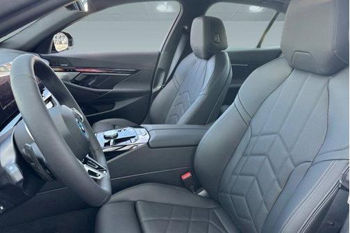 2026 BMW i5 xDrive40