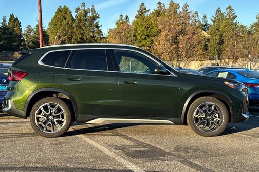 2025 BMW X1 xDrive28i
