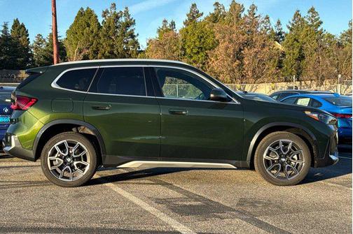 2025 BMW X1 xDrive28i