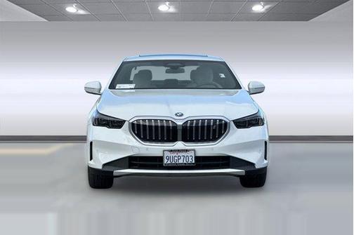 2025 BMW i5 eDrive40