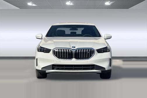 2025 BMW i5 eDrive40