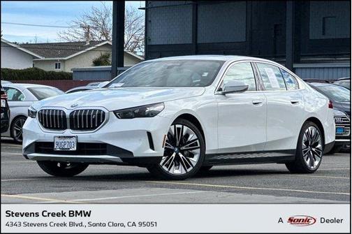 2025 BMW i5 eDrive40