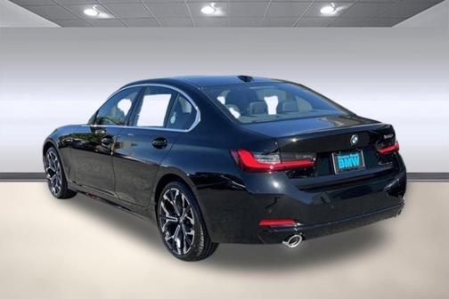 2025 BMW 330 330i Sedan