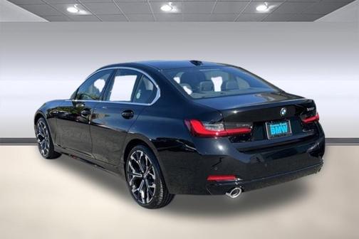 2025 BMW 330 330i Sedan