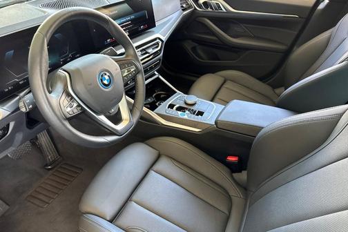 Black Sapphire Metallic 2023 BMW i4 Gran Coupe eDrive40