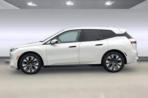 2026 BMW iX xDrive45