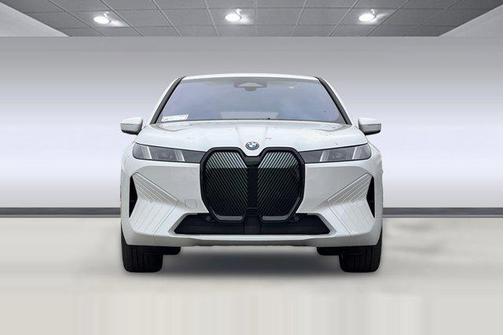 2026 BMW iX xDrive45