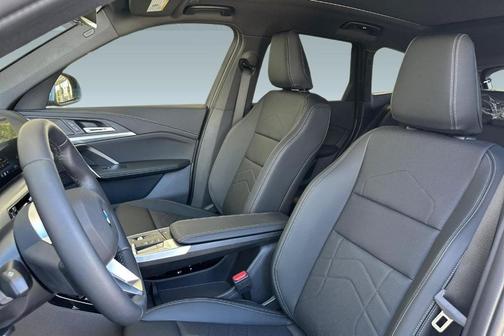 Space Silver Metallic 2027 BMW X1 xDrive28i