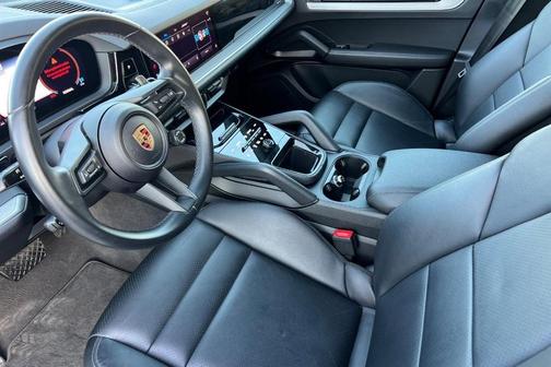 2024 Porsche Cayenne Cayenne