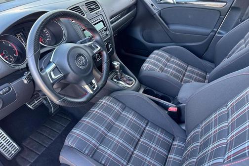 Candy White 2012 Volkswagen GTI 4-Door