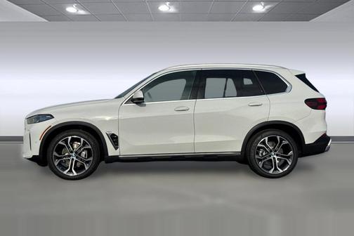 Alpine White 2026 BMW X5 xDrive40i