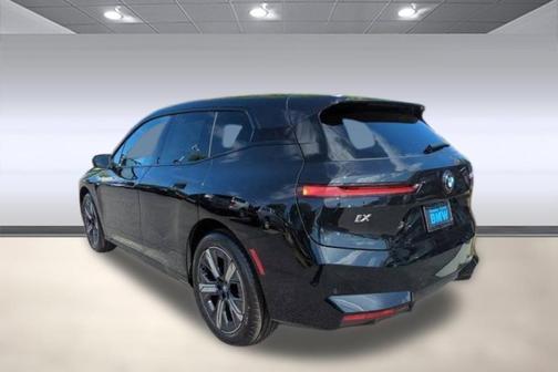 2026 BMW iX xDrive60