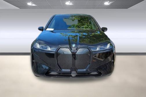 2026 BMW iX xDrive60
